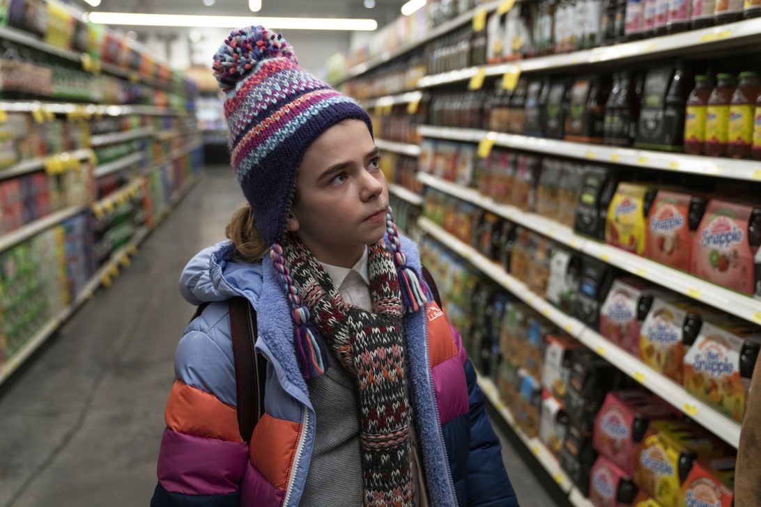 station-eleven-hbo-himesh-patel-matilda-lawler-0