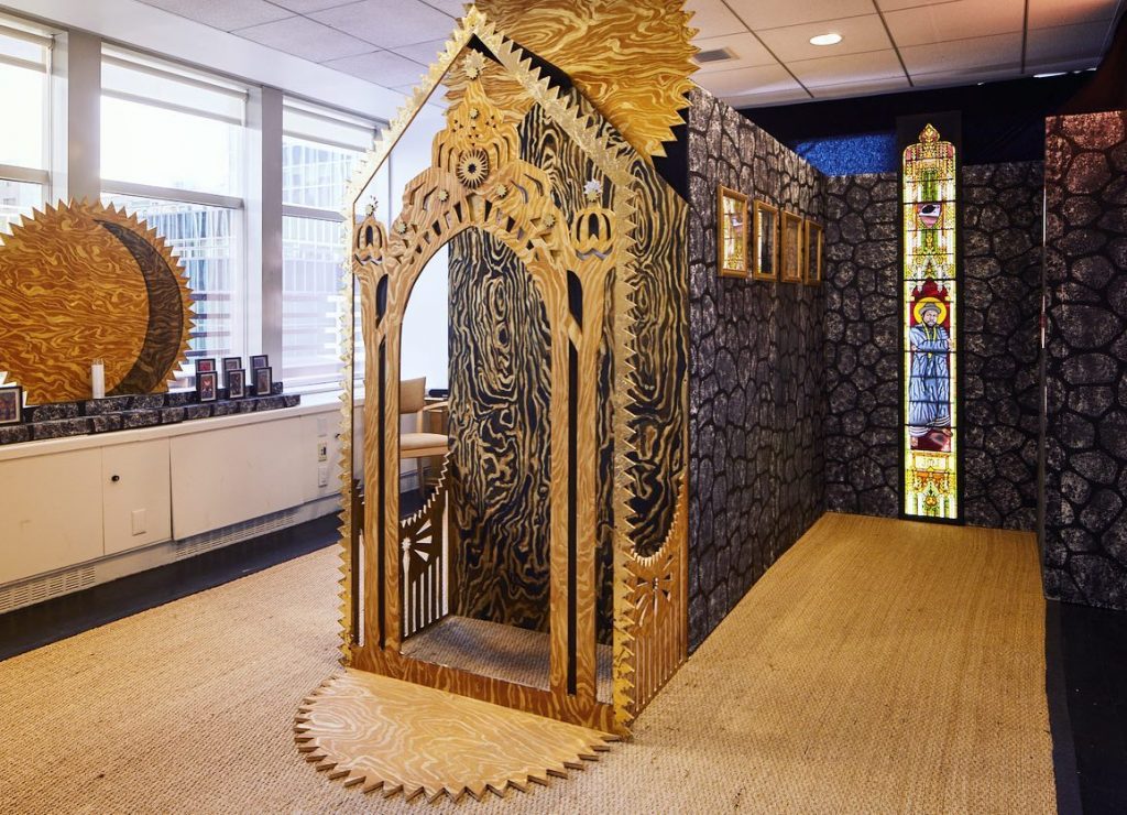 “The Castle of the Spider’s Web” with work by Demming King Harriman and T.F. Dutchman curated by Deep Space Gallery, Jersey City. Photo by Sammy Sachs, courtesy of Spring/Break Art Show. 