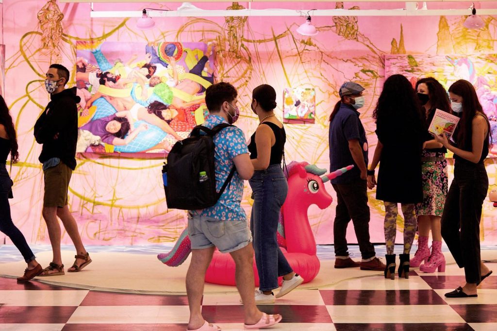 “Buket Savci: Wrong Side of the River (Pink Room)” curated by Maria de Los Angeles at Spring/Break Art Show. Photo by Sammy Sachs, courtesy of Spring/Break Art Show.